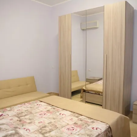 Bed & Breakfast Titus E Caius